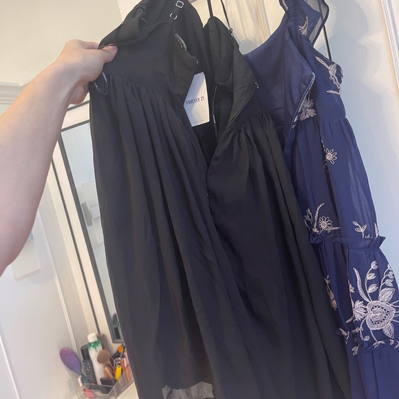 Lot of 5 dresses small Aritzia, Free People, Gap and Alterd State - Picture 7 of 7